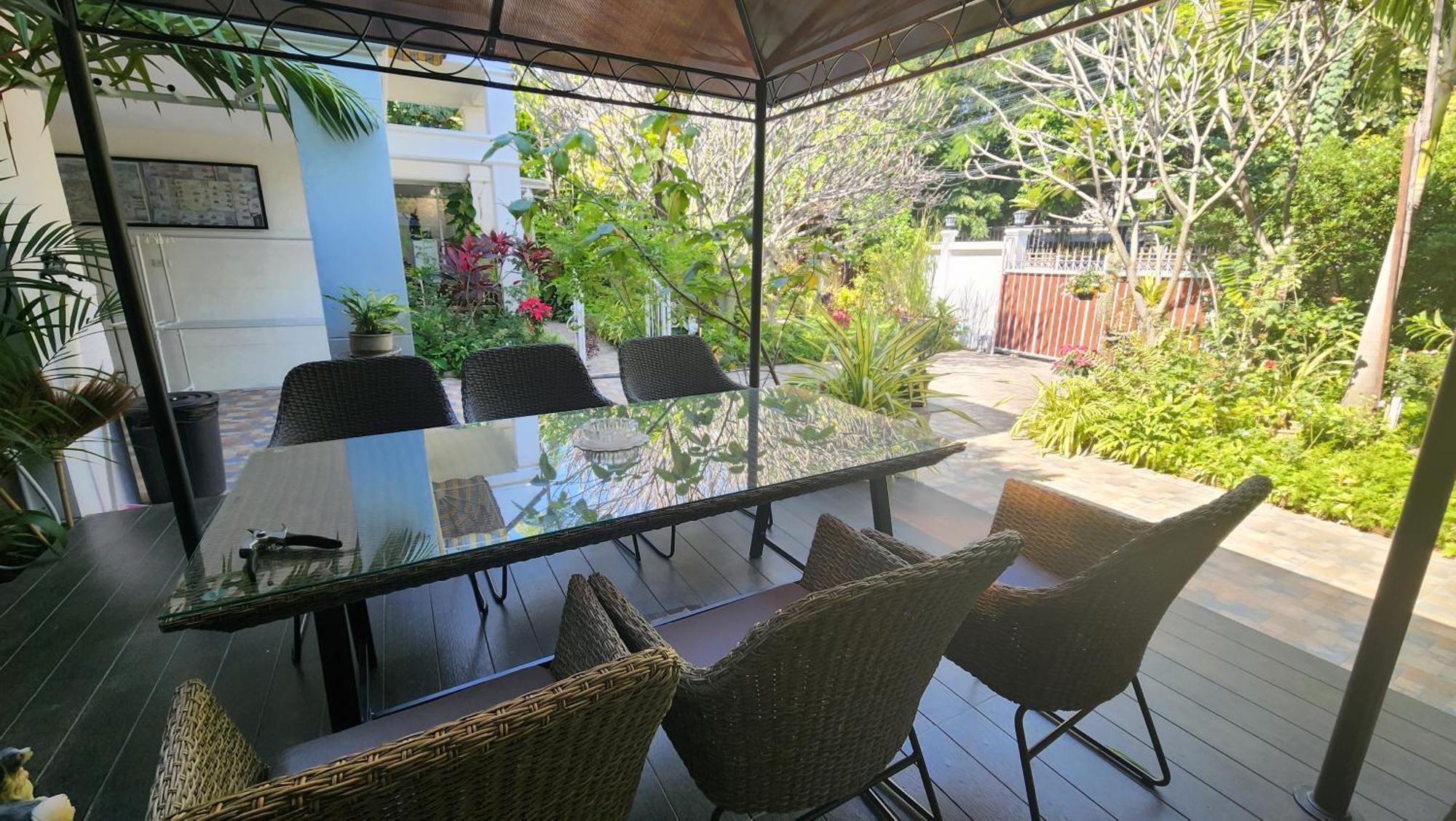 Chiangmai Singharat Road Villa Chiang Mai Exteriör bild