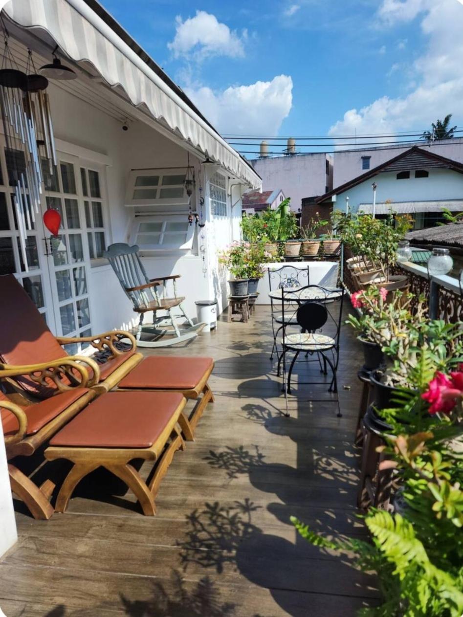Chiangmai Singharat Road Villa Chiang Mai Exteriör bild