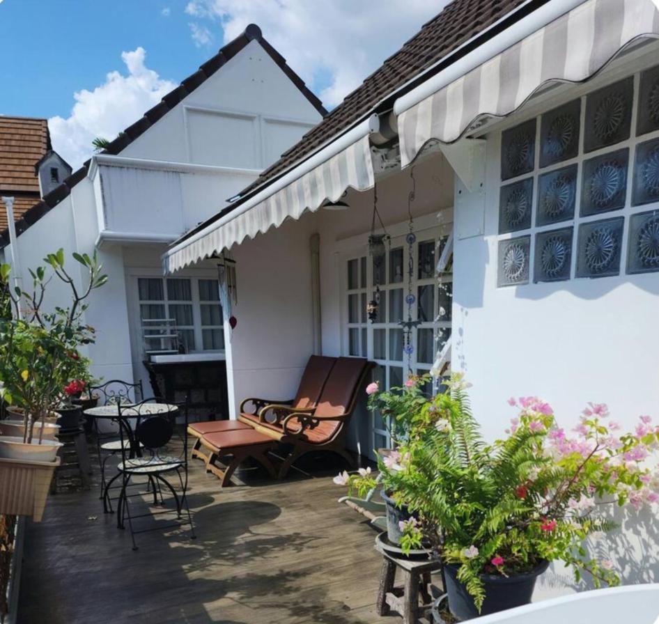 Chiangmai Singharat Road Villa Chiang Mai Exteriör bild