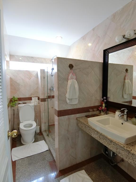 Chiangmai Singharat Road Villa Chiang Mai Exteriör bild
